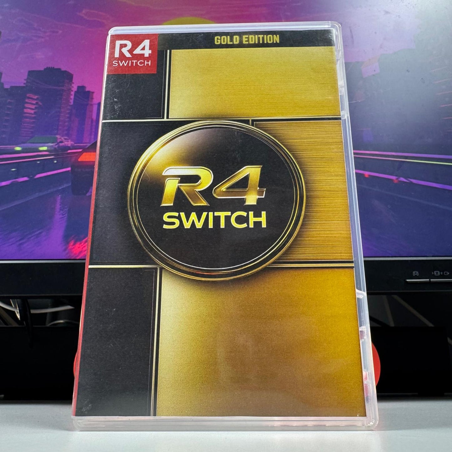 R4 Switch